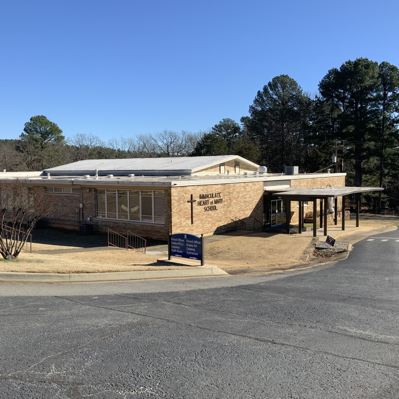 Photo of the school building outside