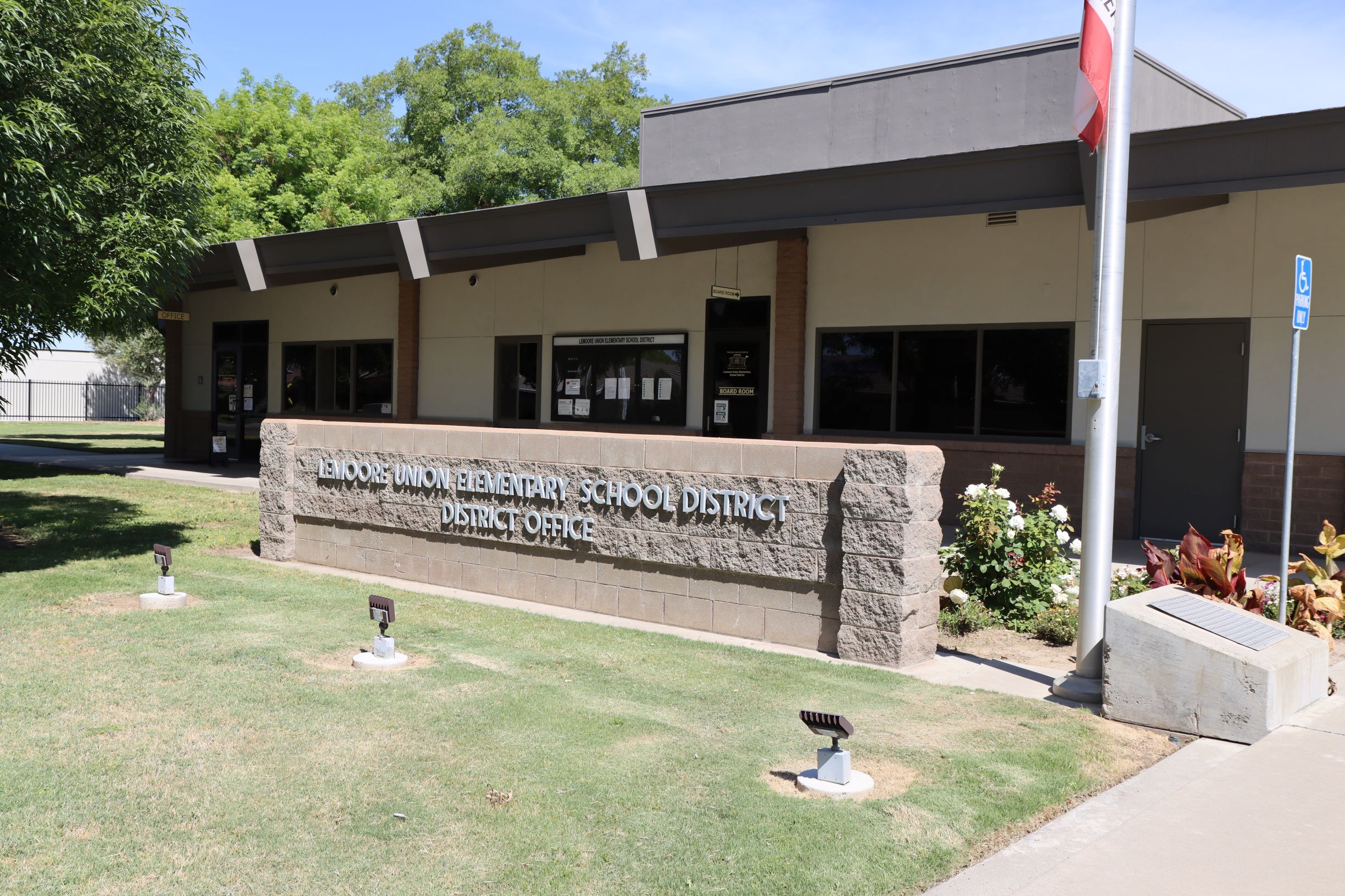 Lemoore Union Elementary School District