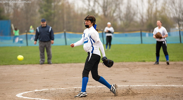 softball player