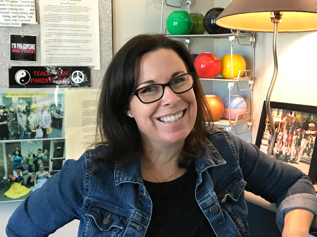 A photo of Lauren Schmidt.