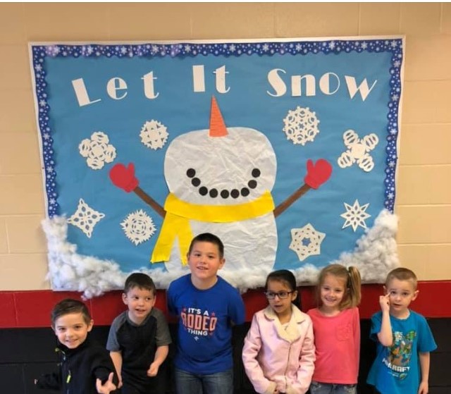 Six Kindergarteners read a total of 2,998 minutes!
