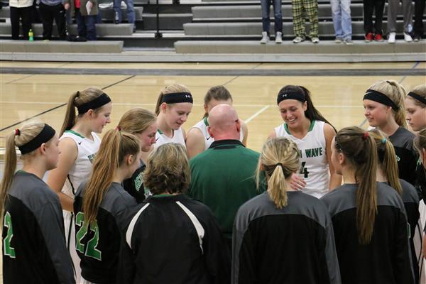 GREEN WAVE GIRLS BASKETBALL