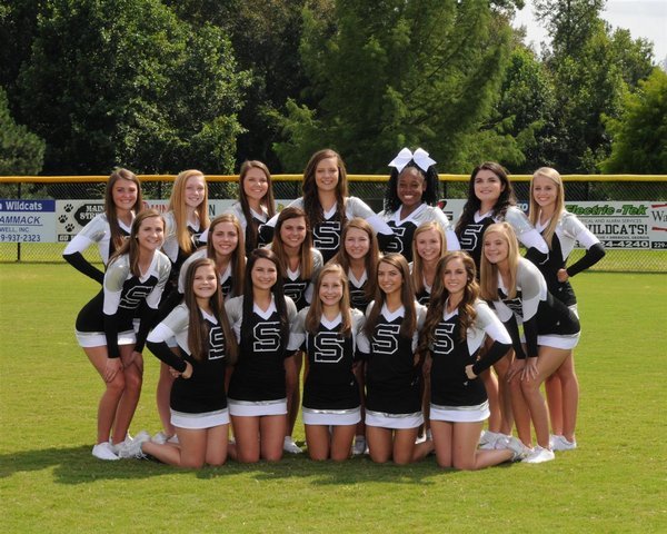 A photo of the VARSITY COMPETITION CHEERLEADING team.