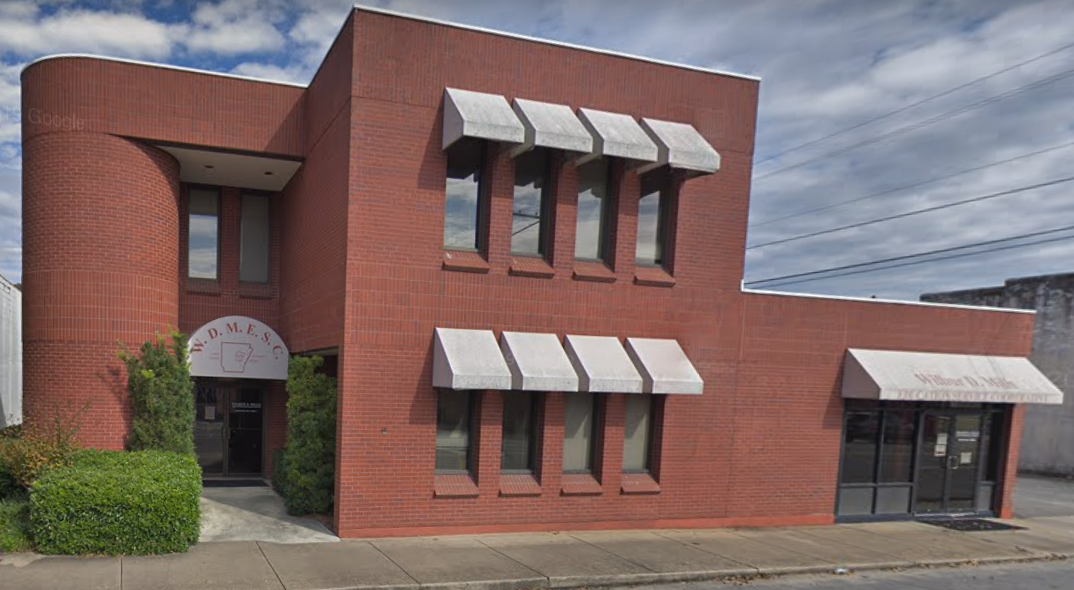 picture of Administration Building and Computer Lab