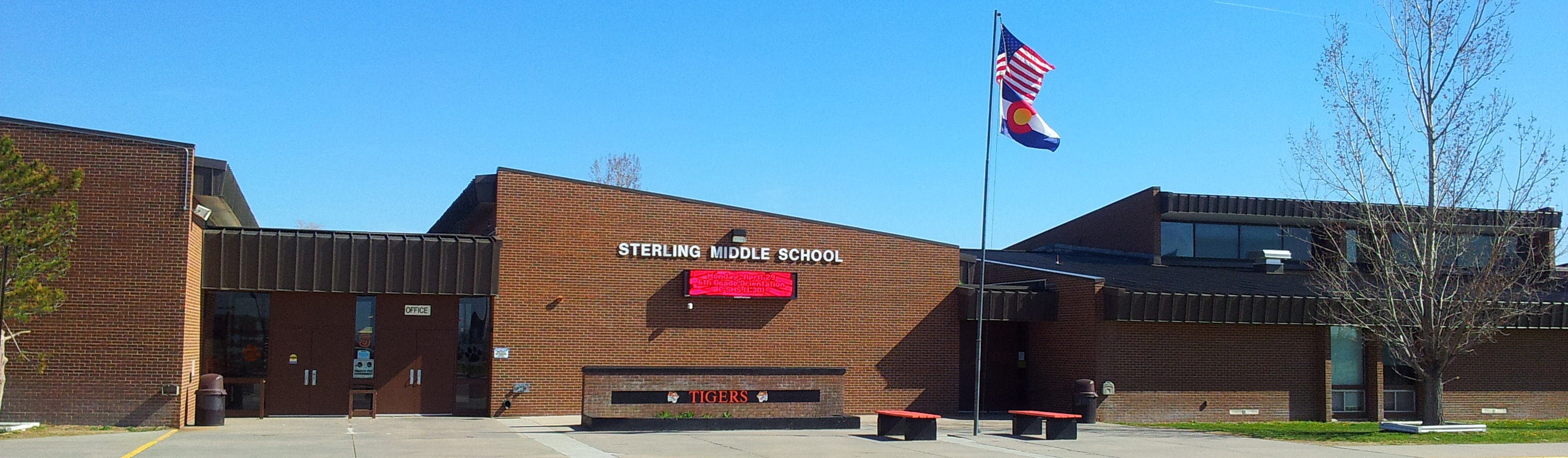 Sterling Middle School Inspiring Positive and Productive Lifelong