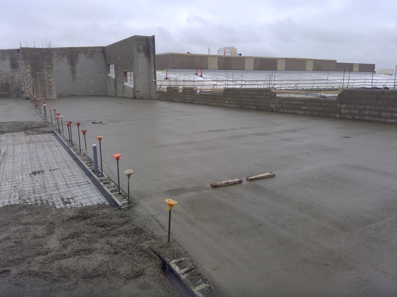 Photo of the concrete on the second floor.