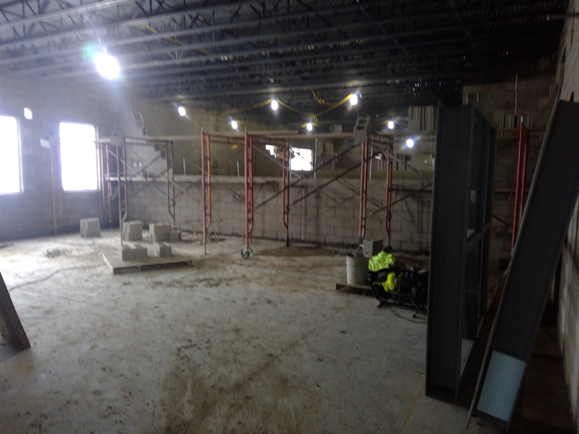 Photo of the Non-load bearing interior walls.