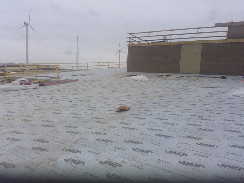 Photo of the roof over the locker rooms.