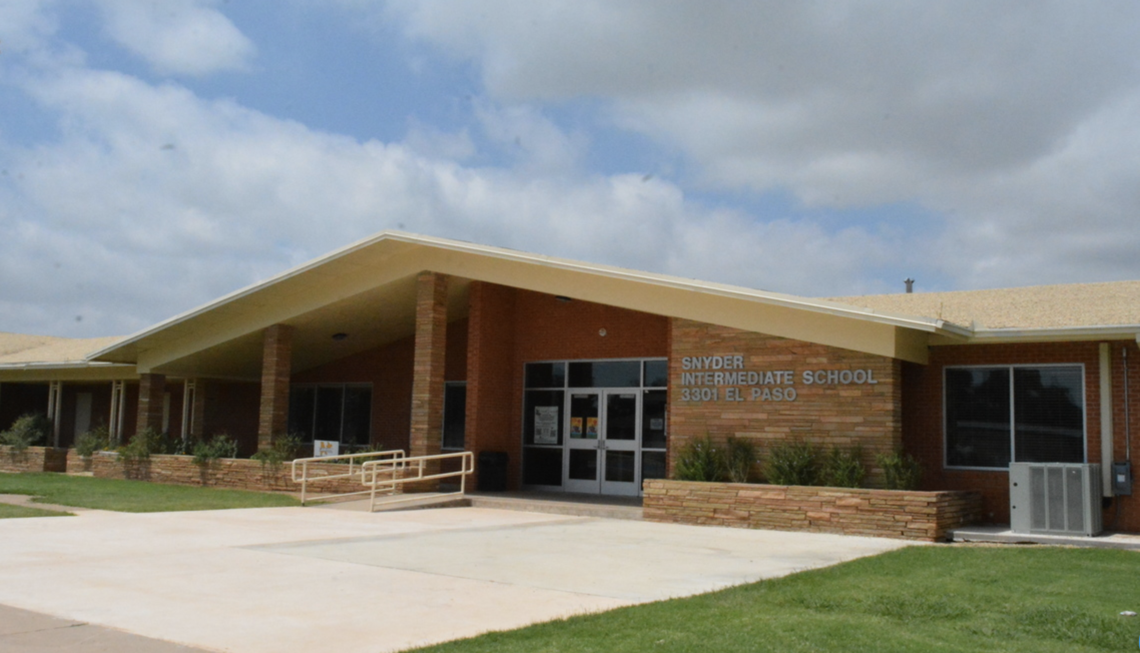 Snyder Intermediate School Webelieveinsisd