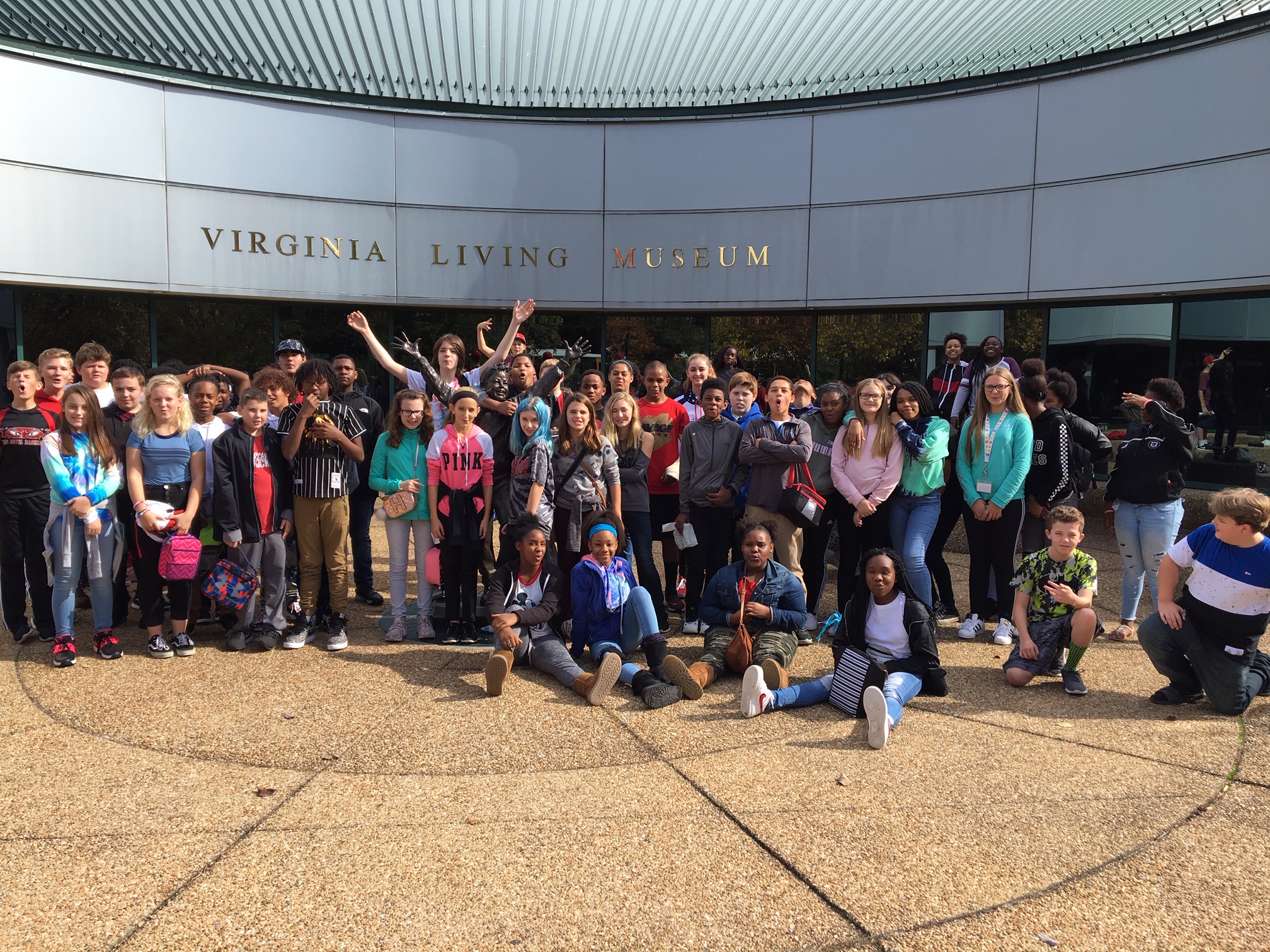 photo of students from the Seventh Grade Field Trip