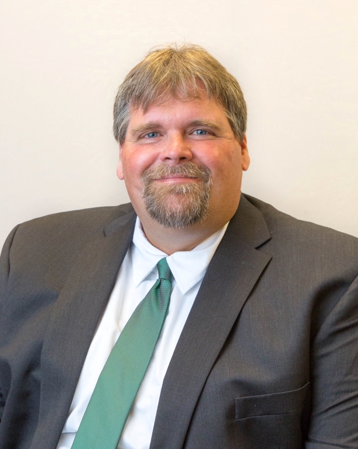 Aric Fiscus, Principal Fayetteville Elementary School
