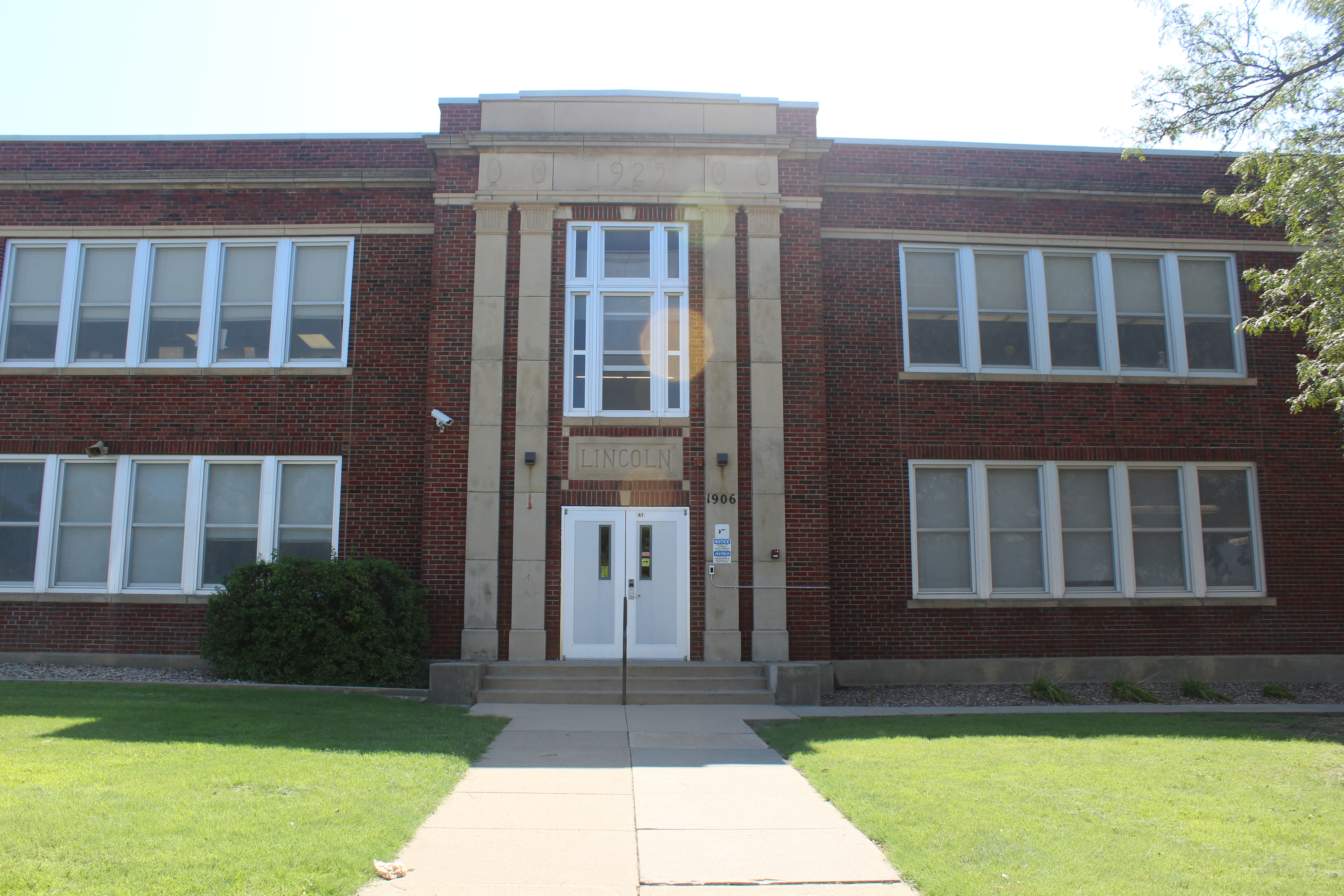 Lincoln Elementary | Home
