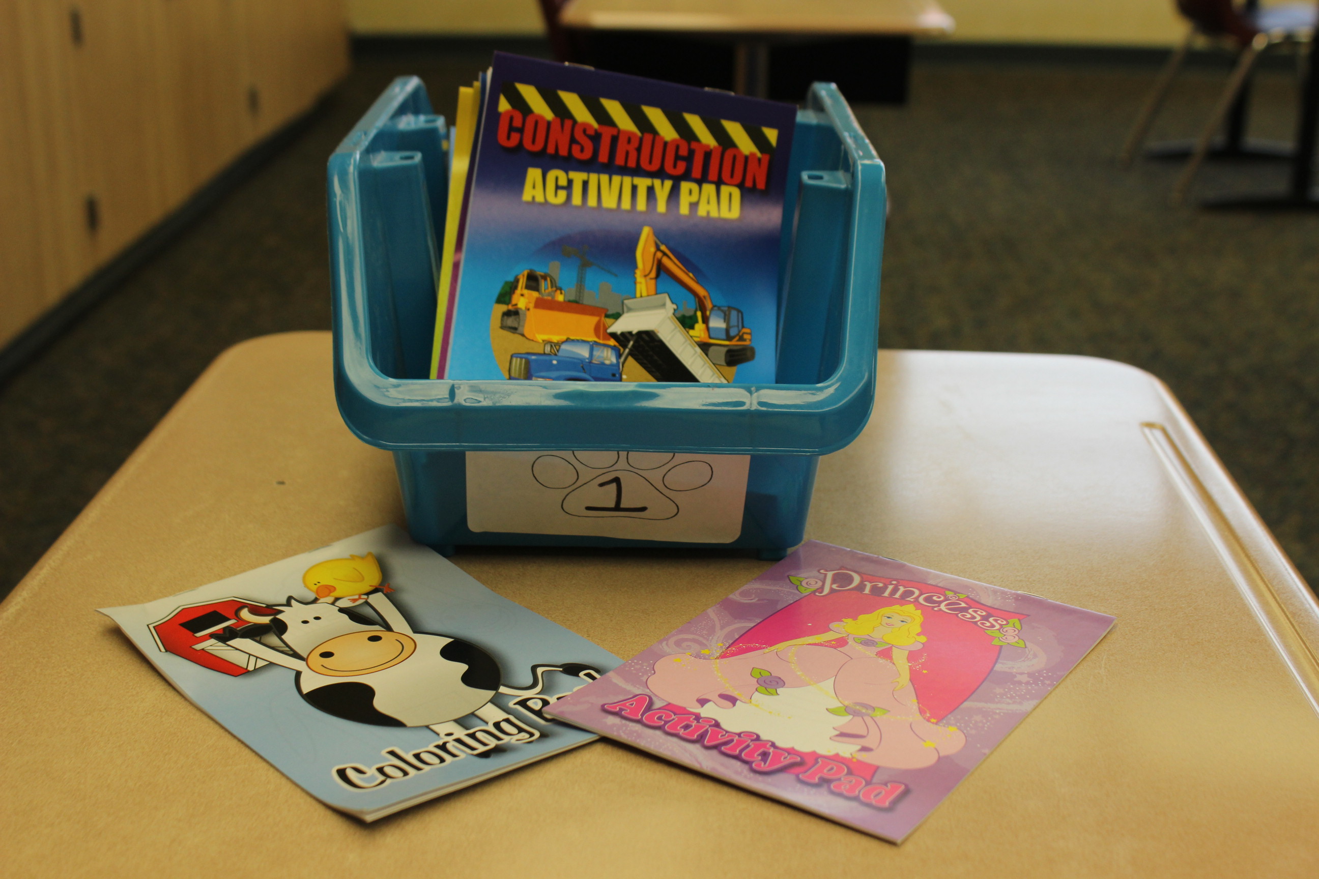 1 Paw Activity Book