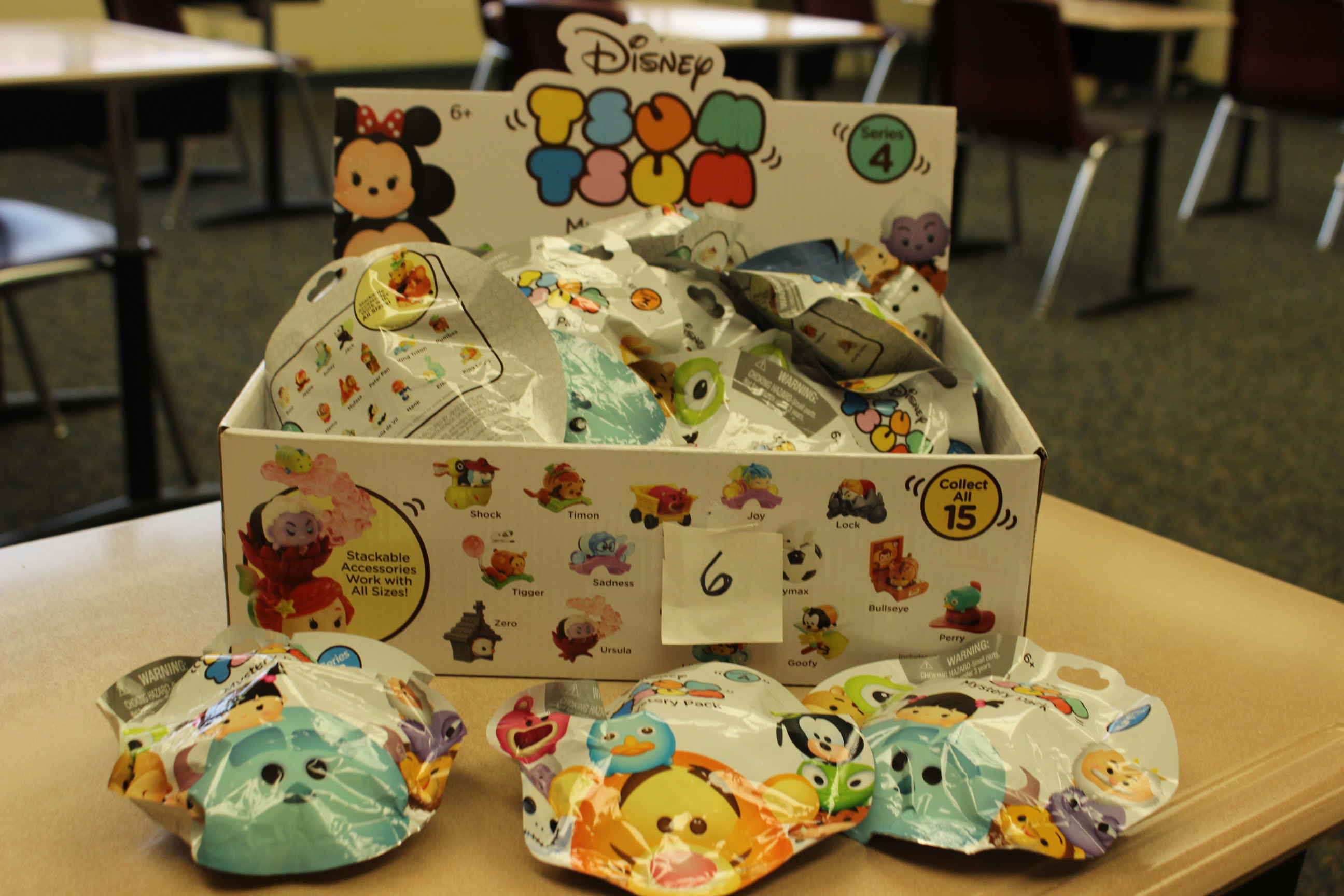 6 Paws Disney Tsum Tsum Mystery Pack
