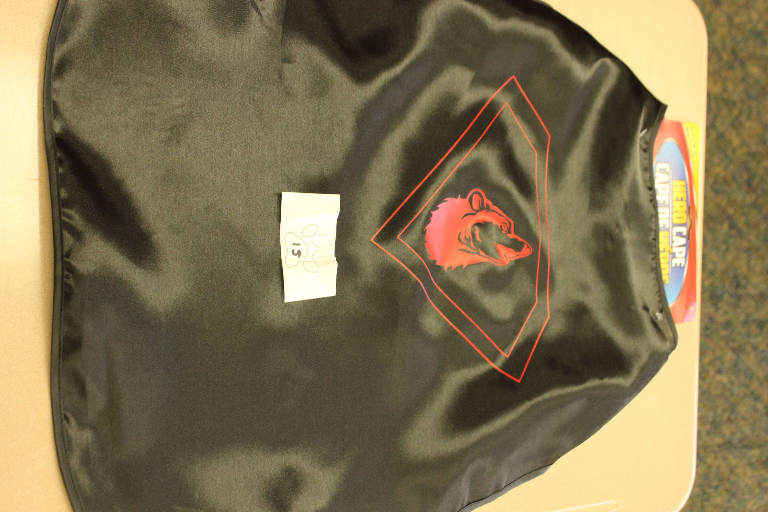 15 Paws Lobos Cape