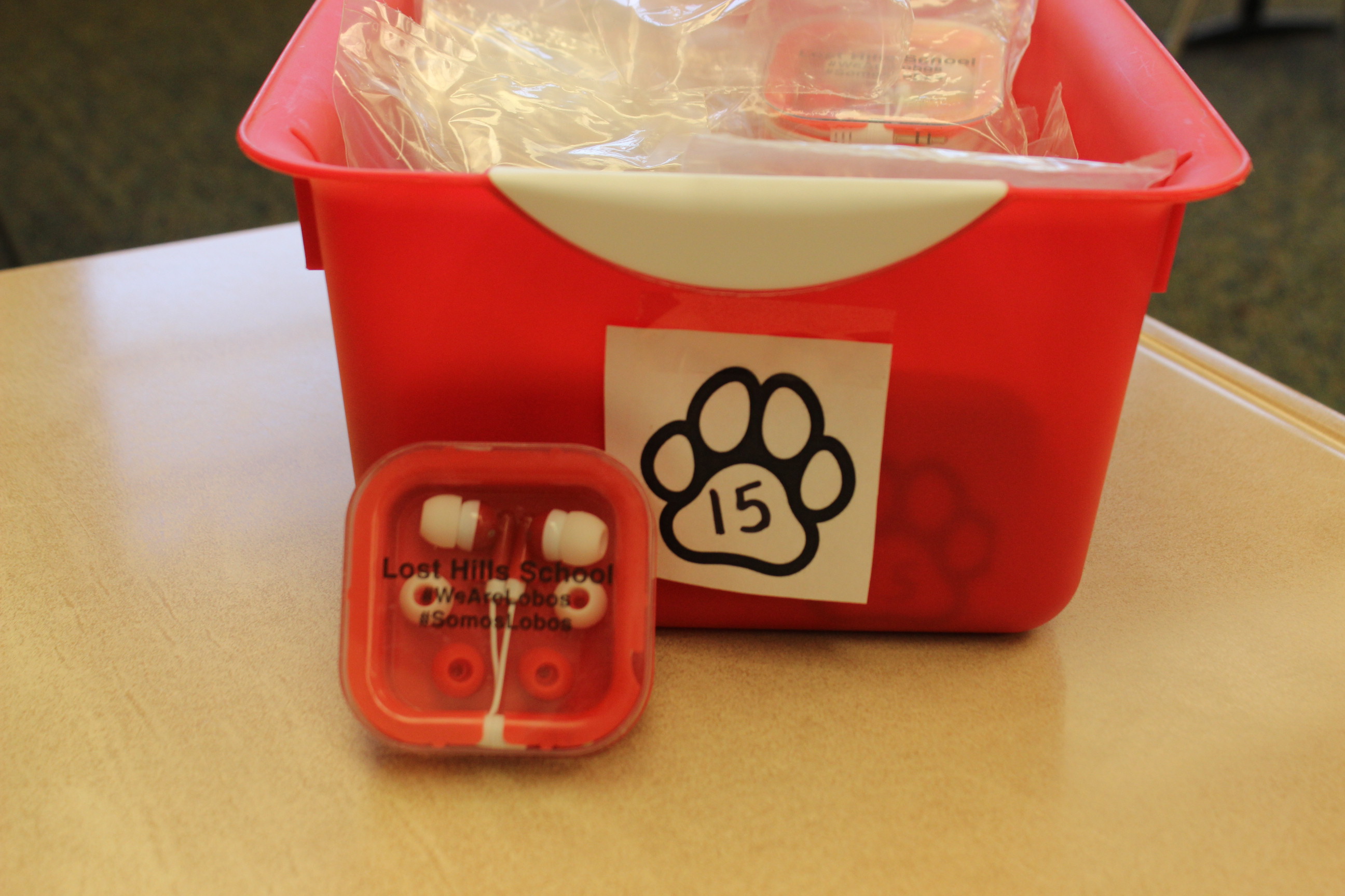 15 Paws LH Earbuds