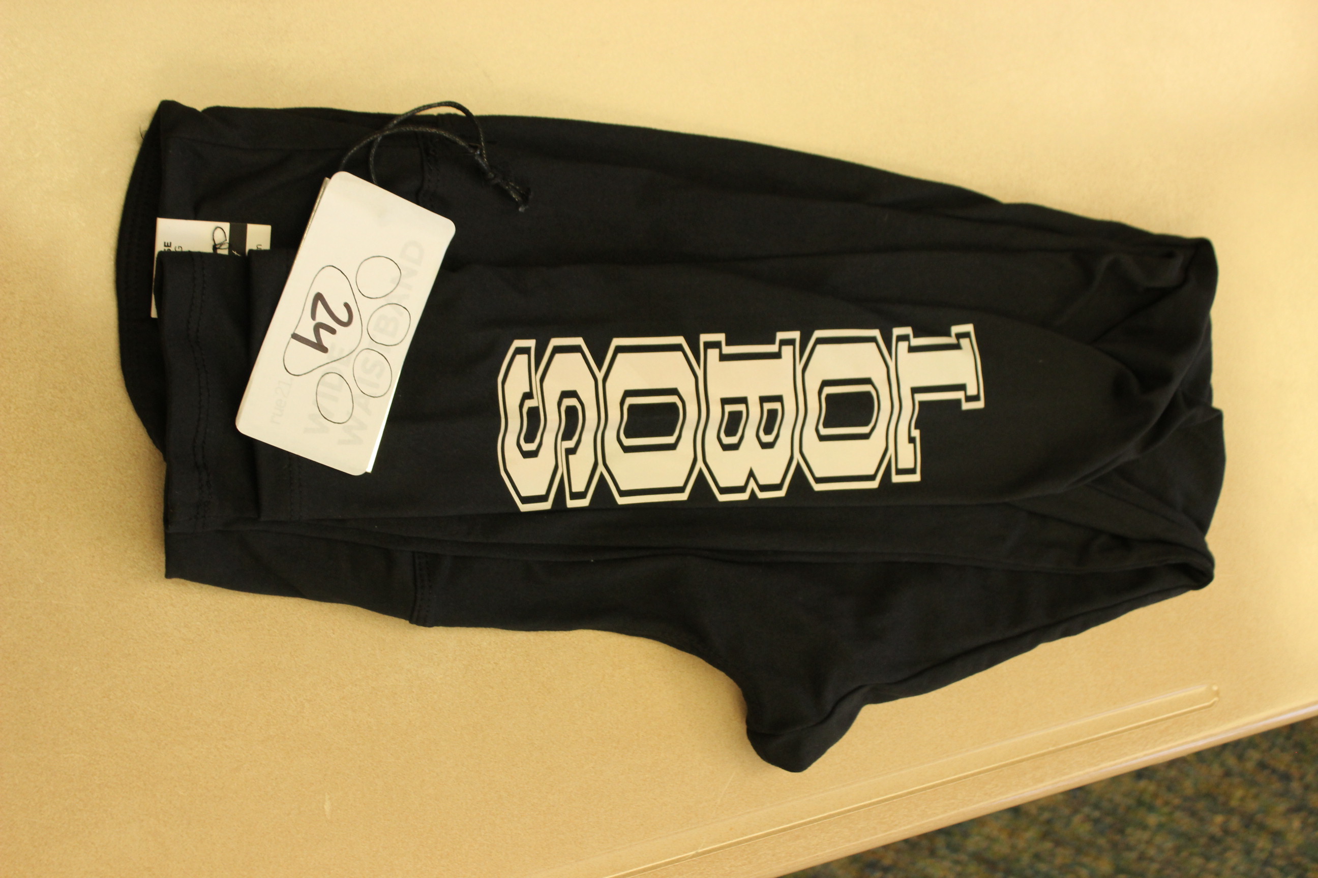 24 Paws Lobos Leggings