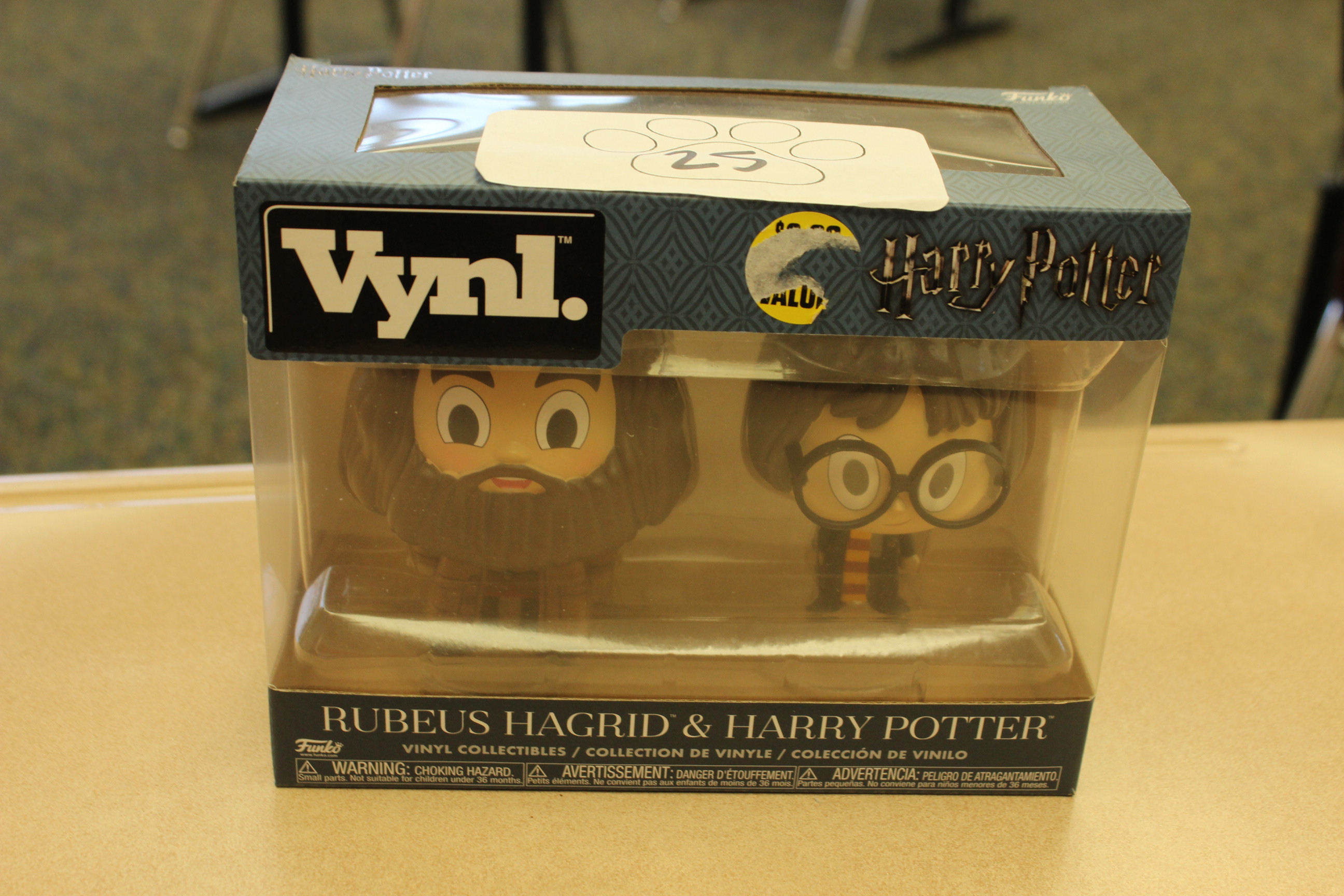 25 Paws Hagrid and Harry Potter