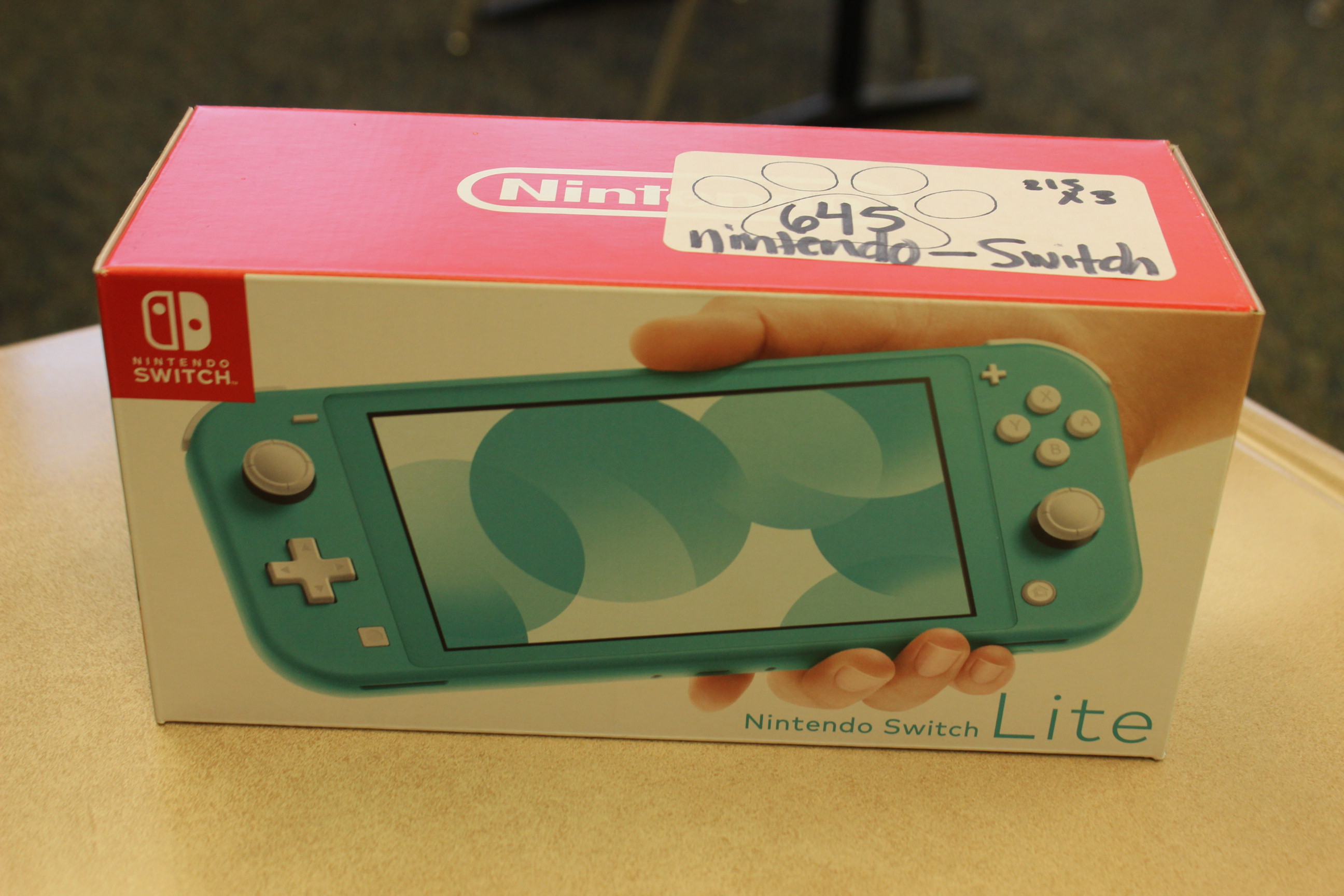 645 Paws Nintendo Switch