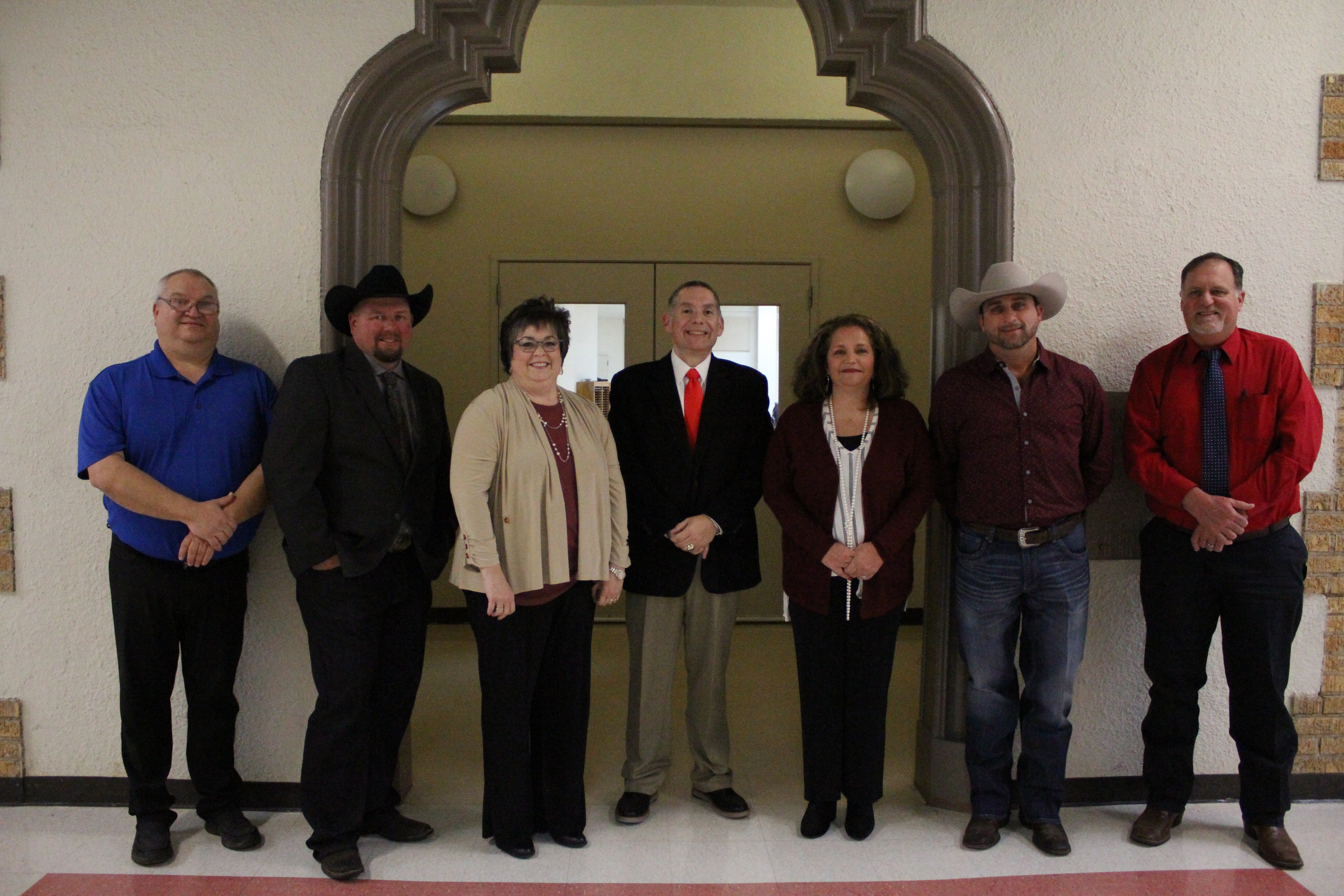 Colmesneil School Board