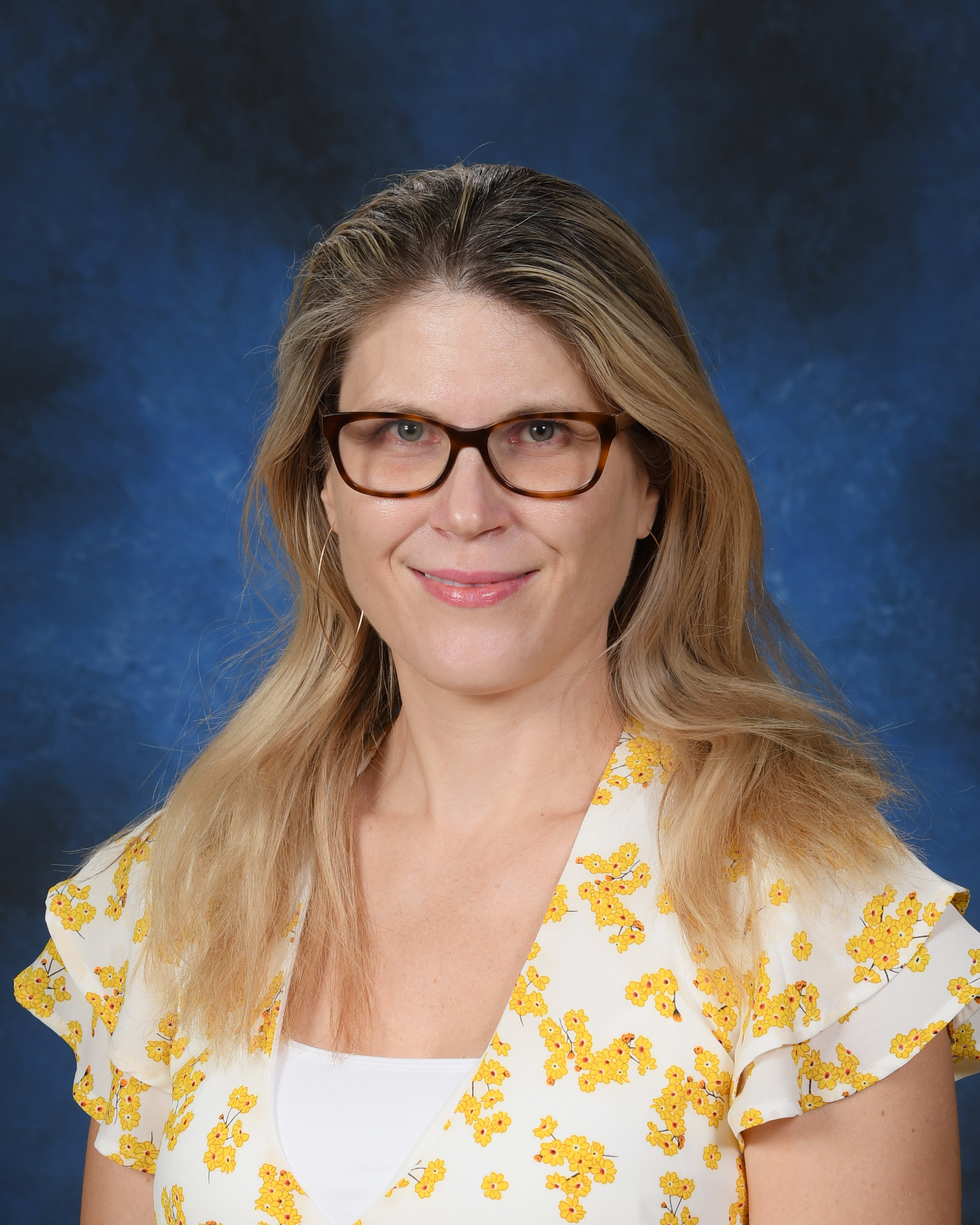 Photo of Kimberley Mirenta.