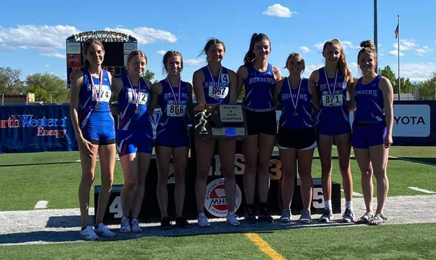 Girls Track State Champions 2021