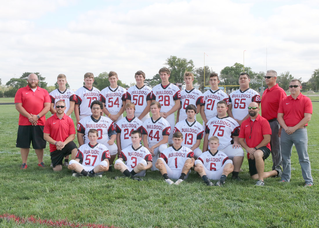 Photo of the HIGH SCHOOL FOOTBALL team.
