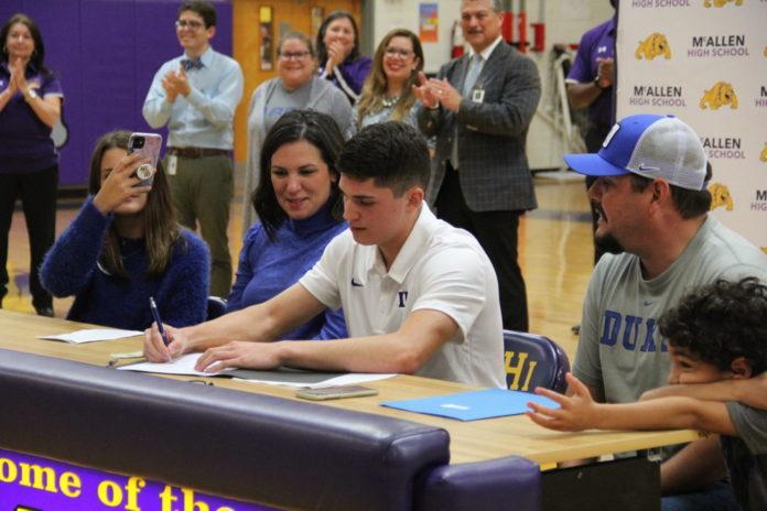 Alex Rodriguez Signs Letter of Intent to Compete in Track and Field at Duke University