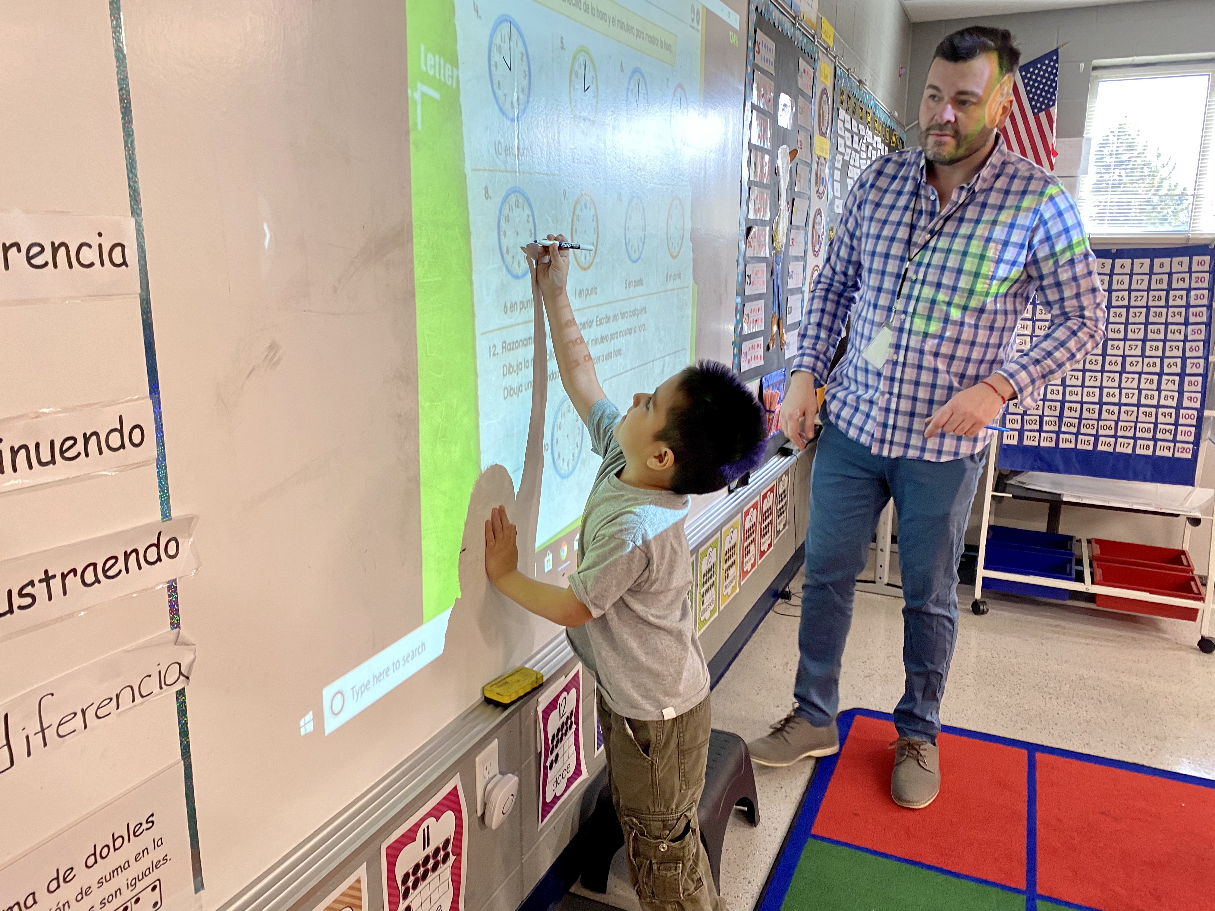 Leesburg DLI student and teacher