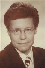 Photo of Robert E. Warner.