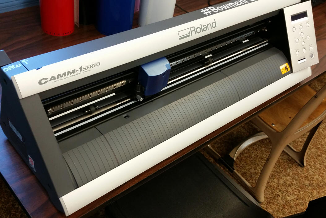 Roland CAMM-1 Servo 24" desktop cutter