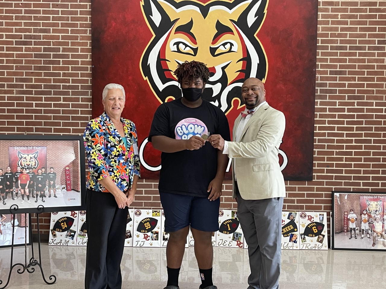 Dooly County School System This is Dooly! Headed to the Top.