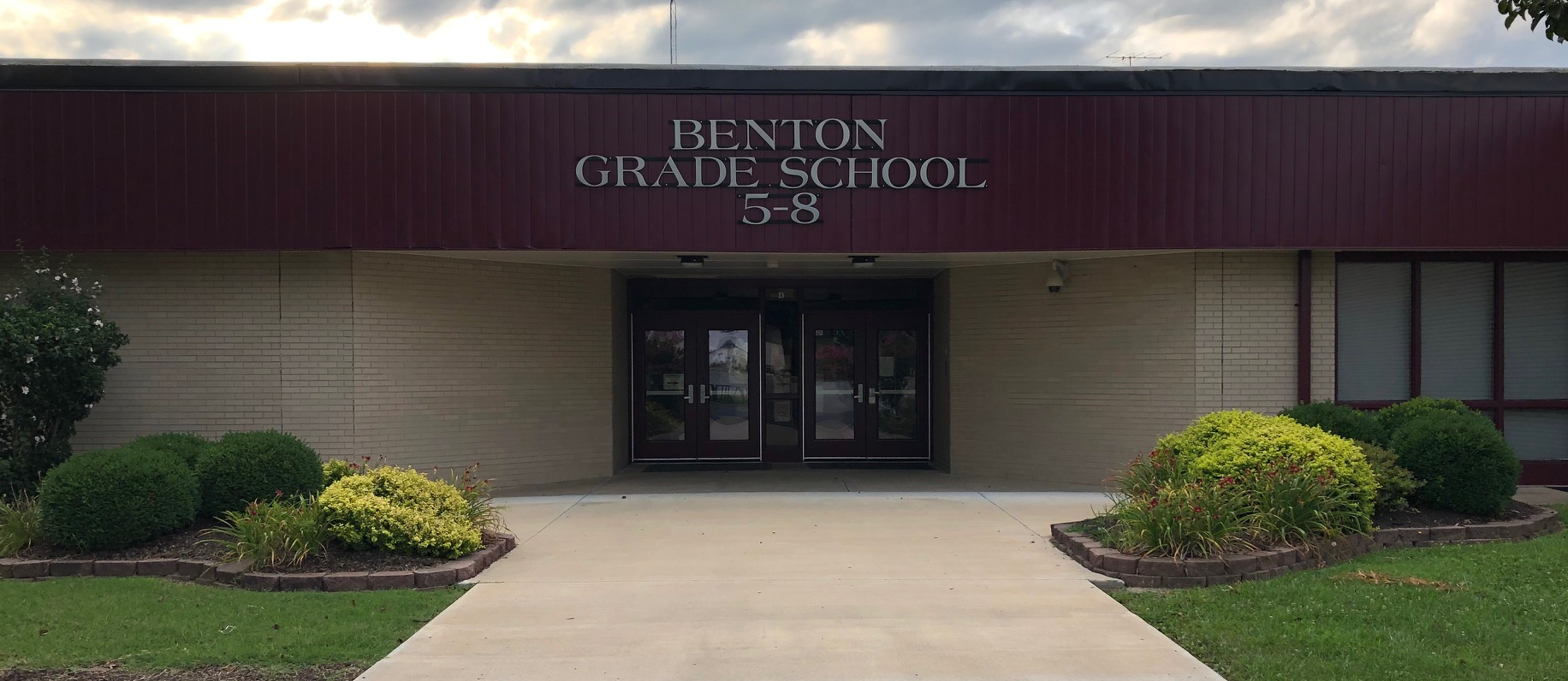 5-8 Entrance