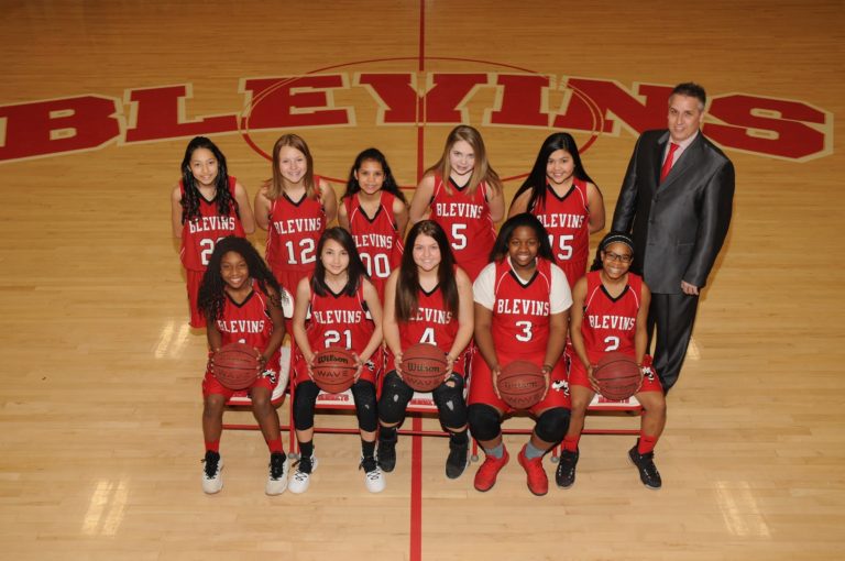 JUNIOR GIRLS BASKETBALL (18-19)