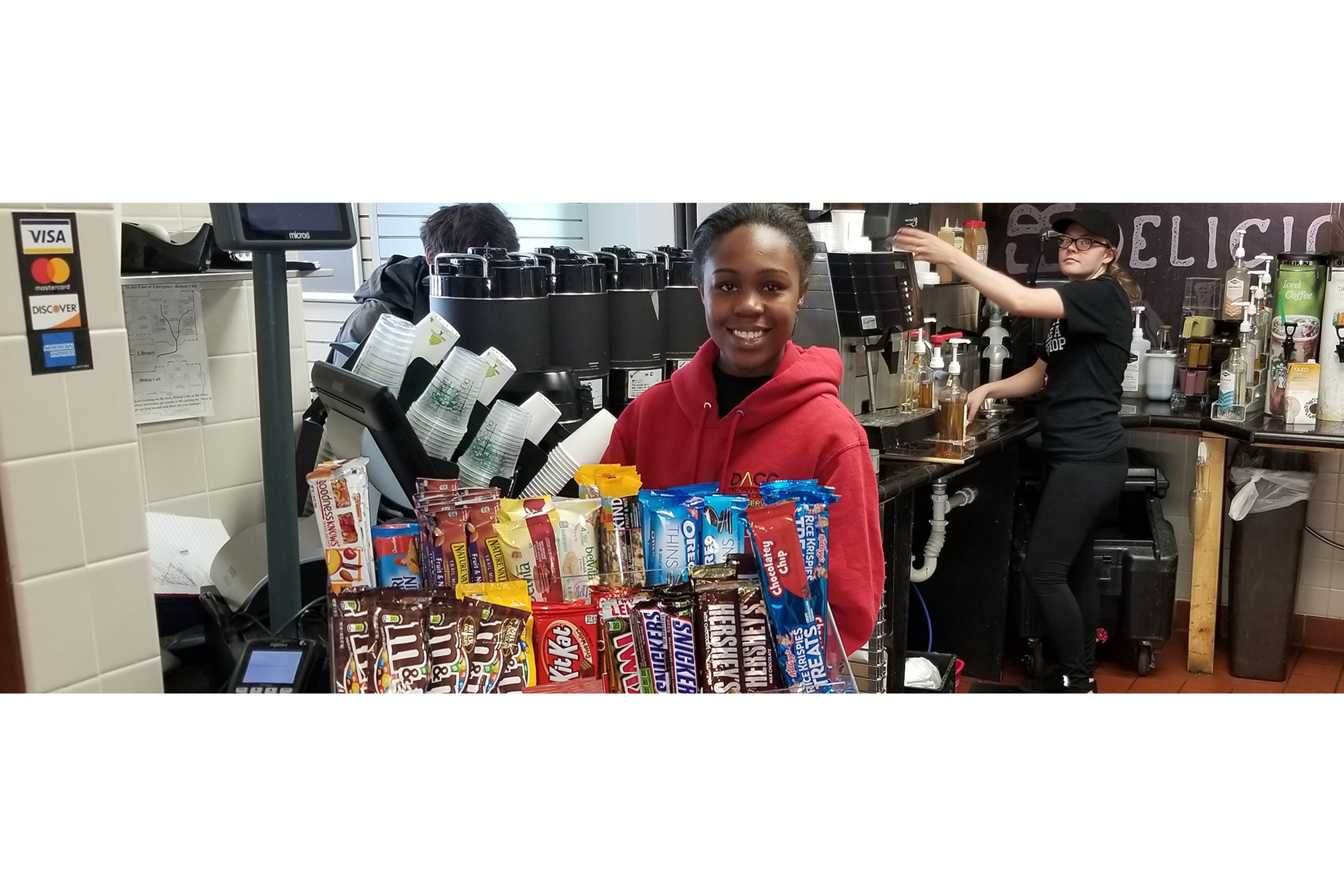 Food Service Student in Grab n Go