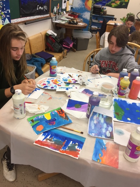 kids doing art
