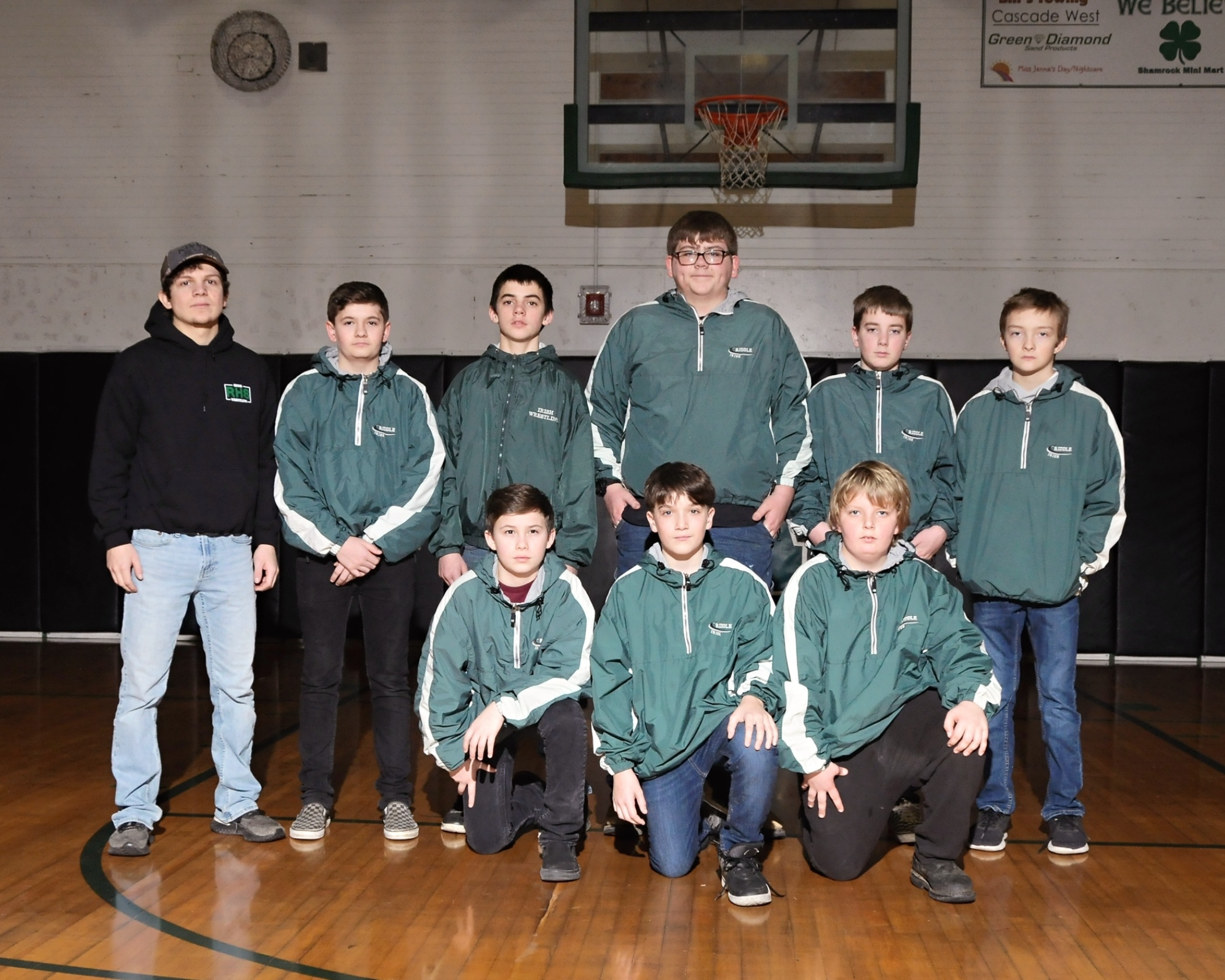 Junior High School wrestlers 2020