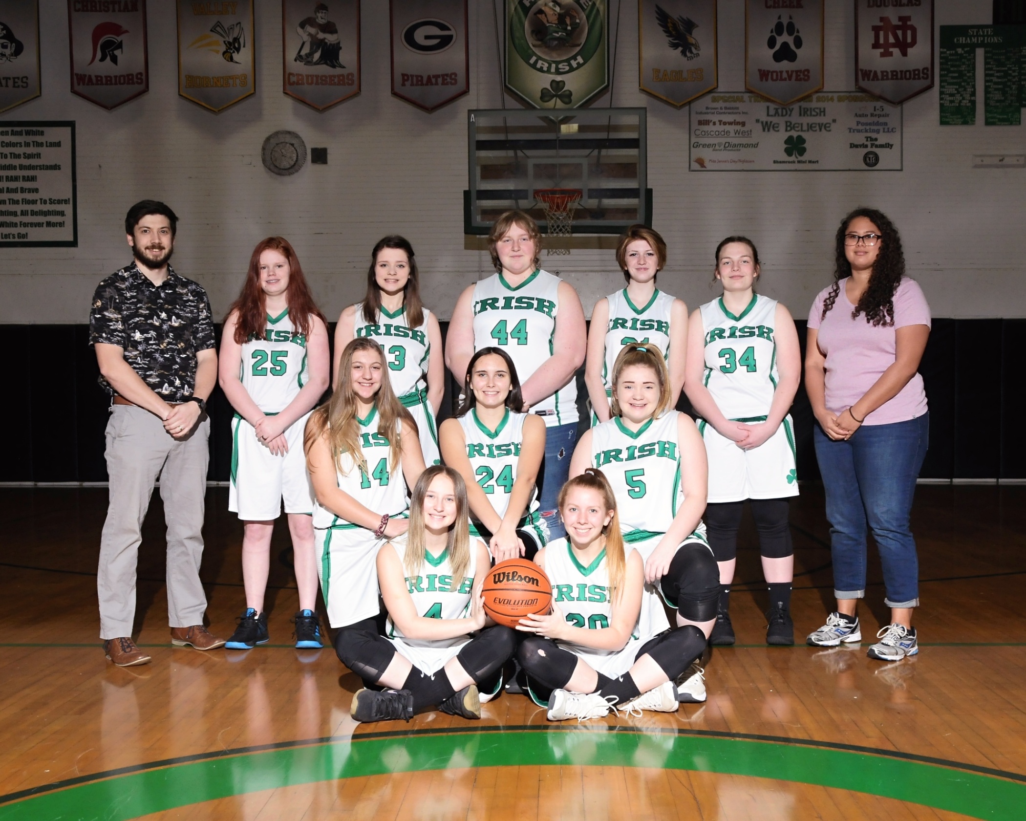 Riddle High School girls basketball team photo.