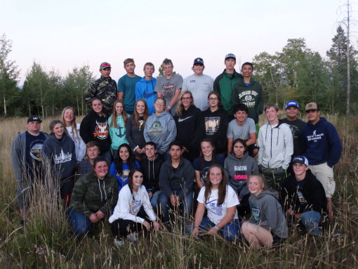 FFA Members Volunteering