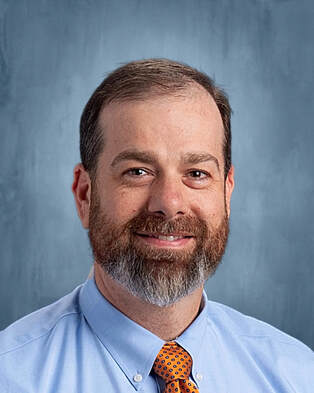 Photo of Travis Powell.