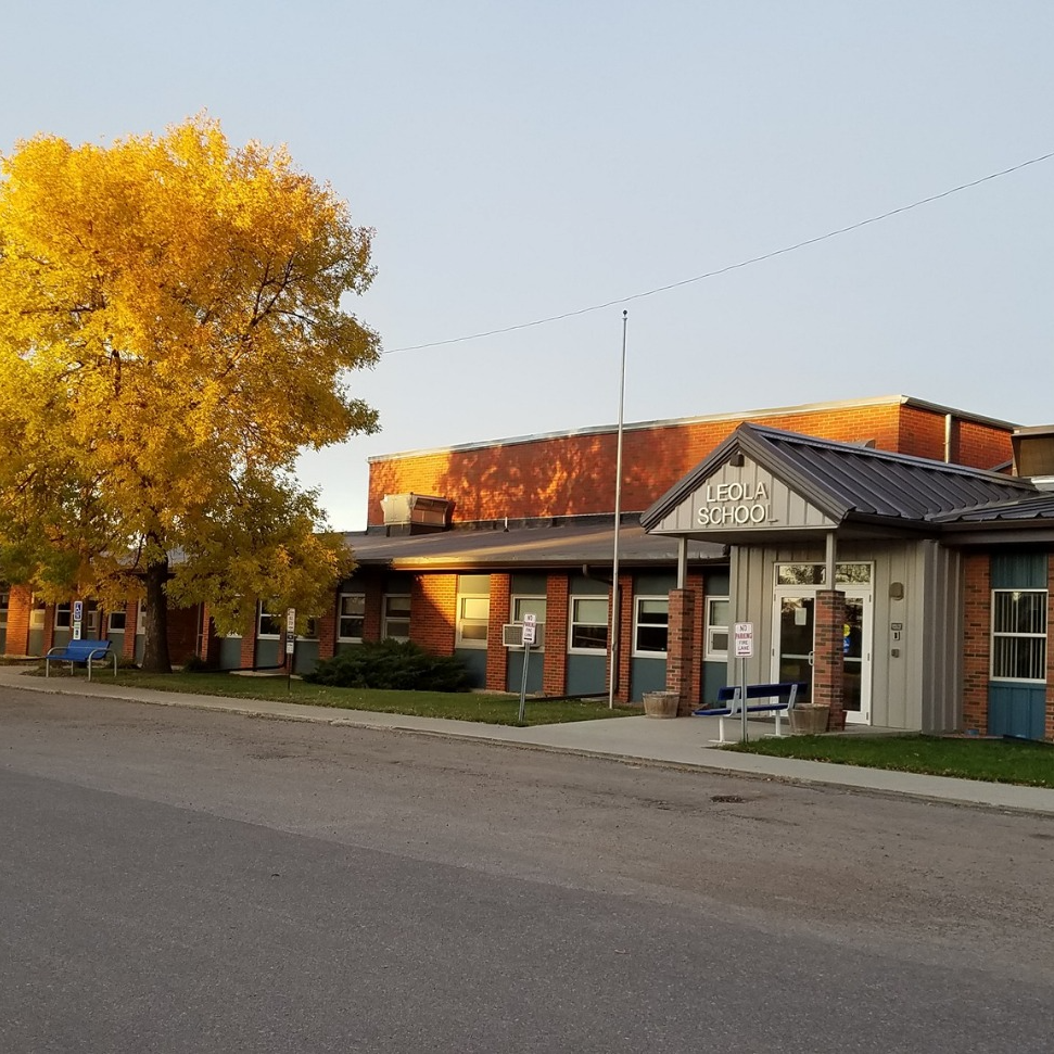 Yearbook/Alumni Gallery Leola School District 442, SD