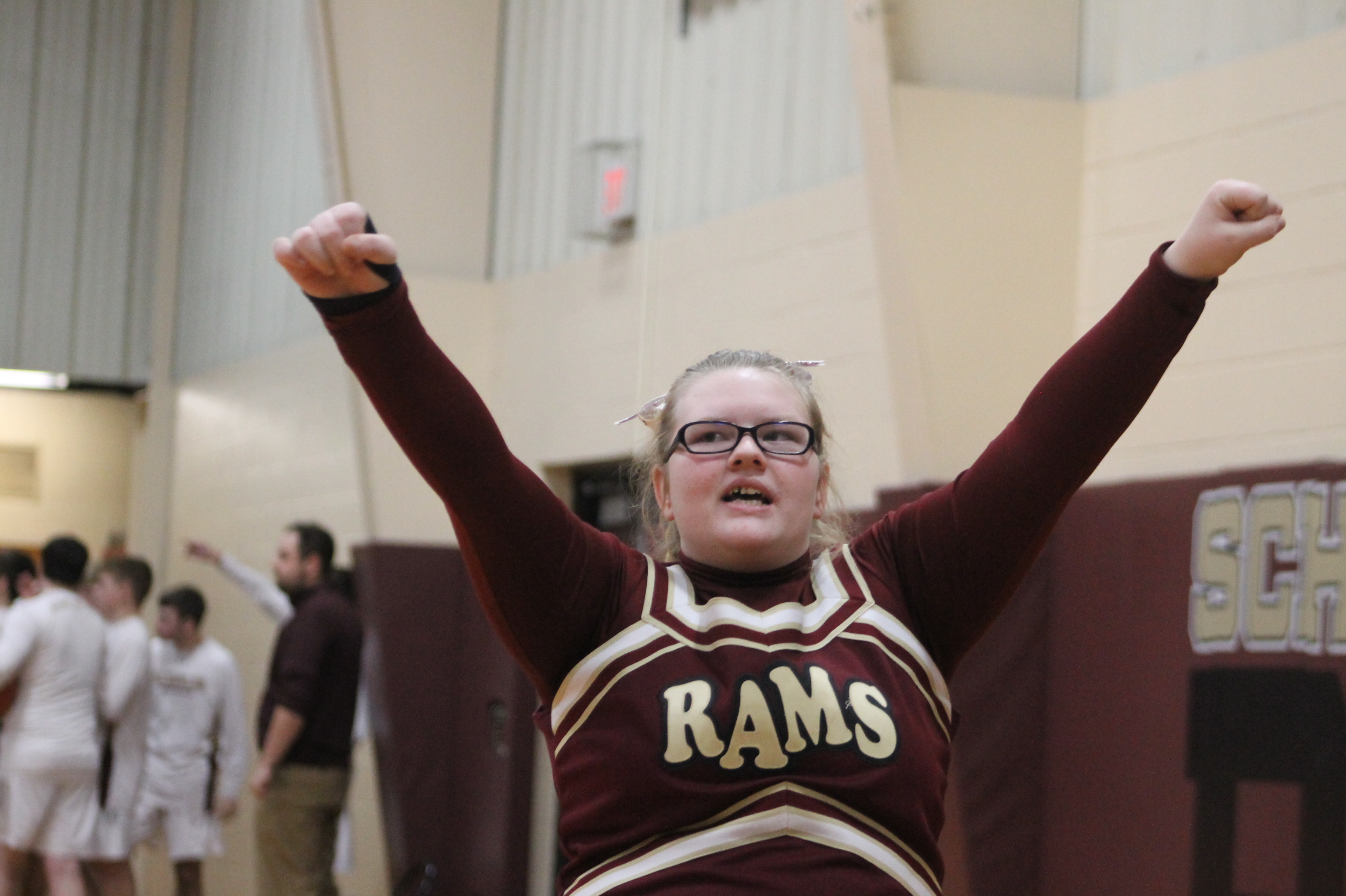 v cheer2